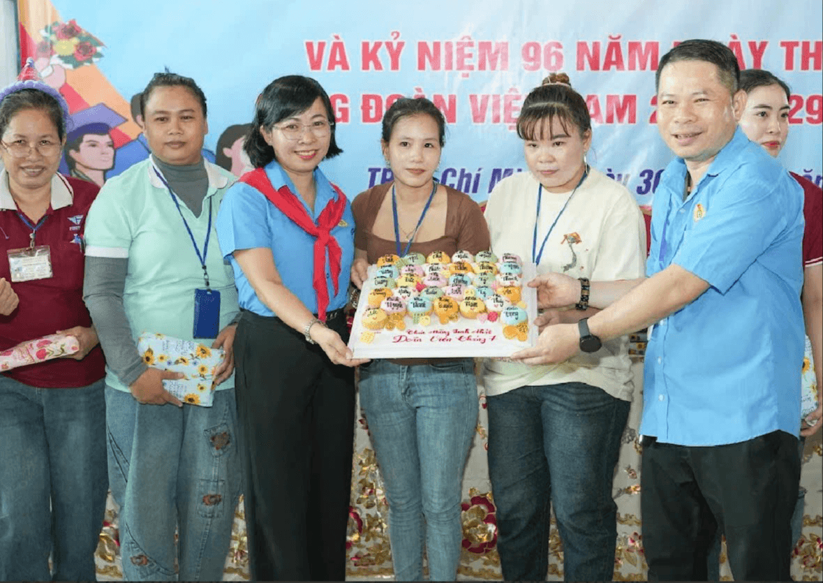 Chủ tịch Công đoàn luôn đặt lợi ích người lao động lên trên hết