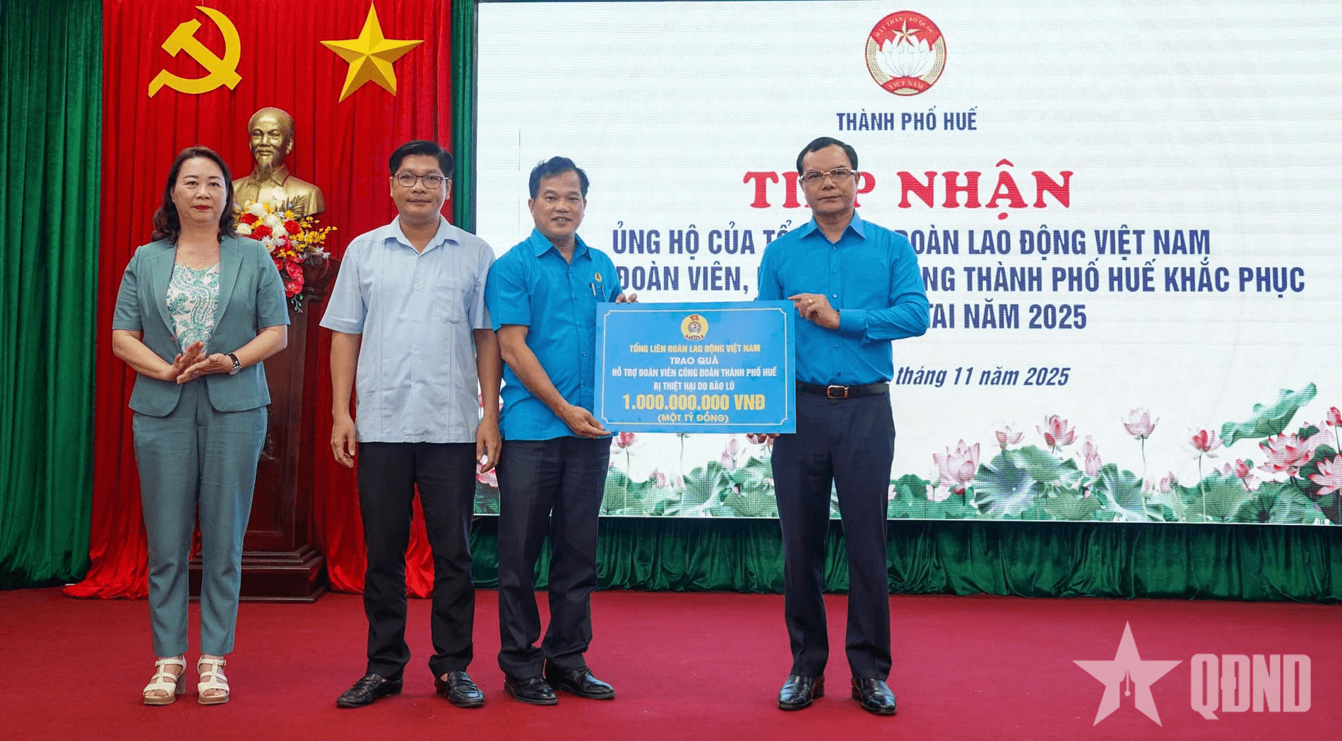 Tổng Liên đoàn Lao động Việt Nam hỗ trợ 1 tỷ đồng giúp đoàn viên khắc phục hậu quả bão lũ