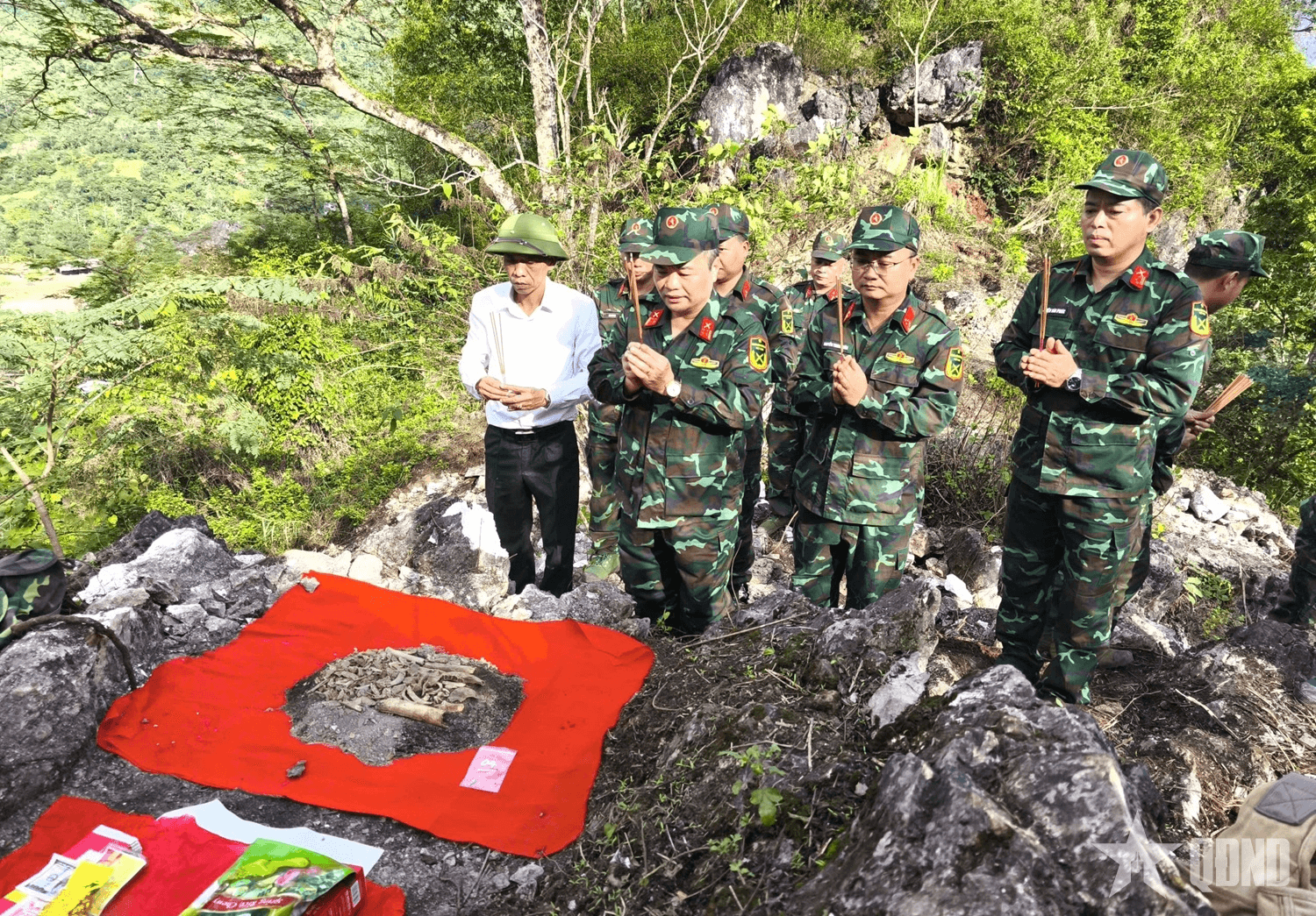 Tuyên Quang: Quy tập và di quan 4 bộ hài cốt liệt sĩ