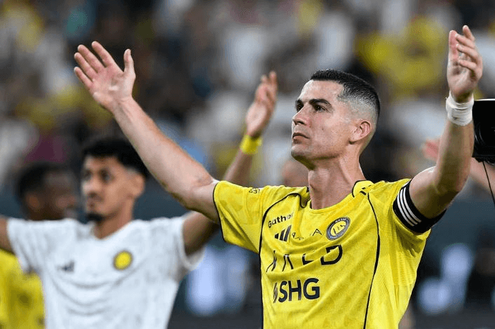 Tin thể thao (12-11): Ronaldo tính giải nghệ, hơn 1.000 cầu thủ bị đình chỉ thi đấu