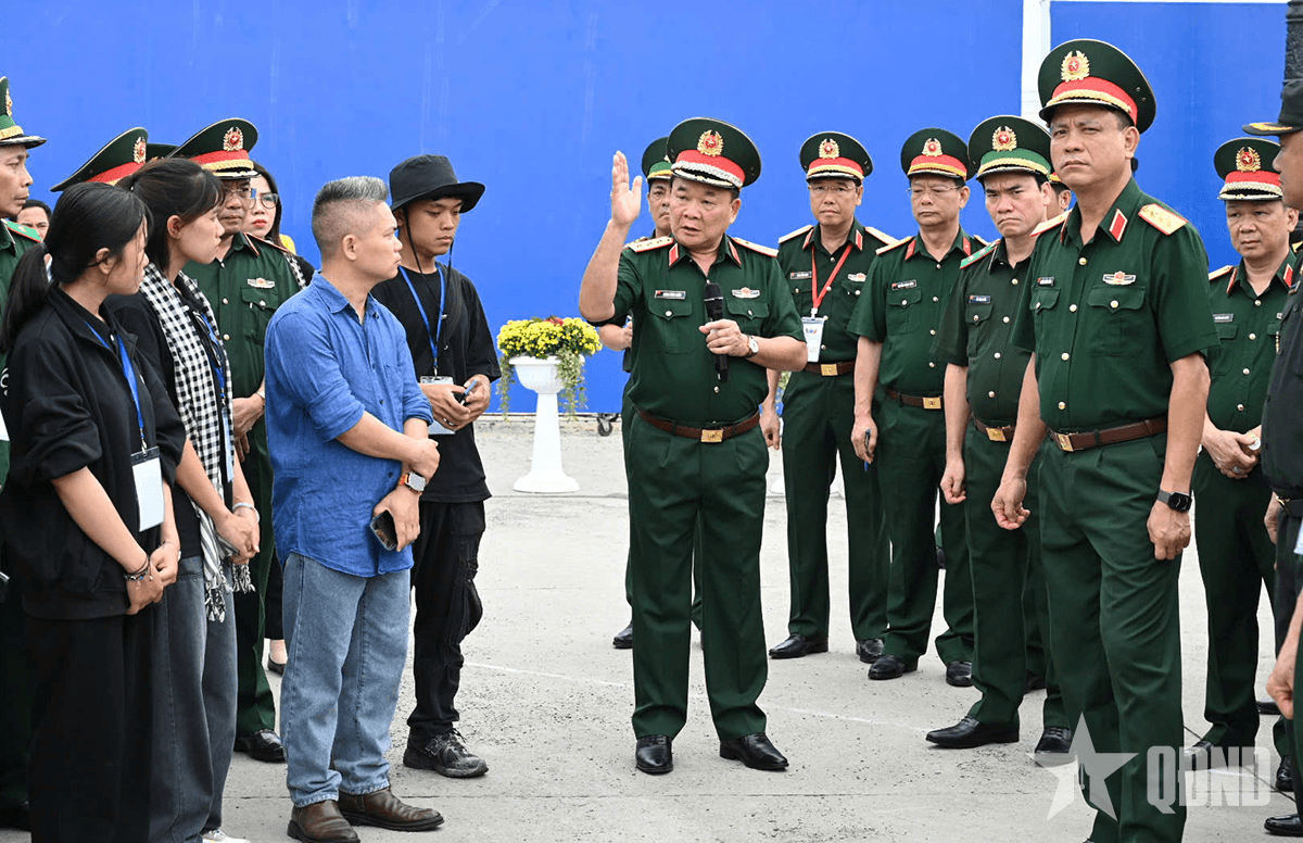 Tổng duyệt Giao lưu hữu nghị quốc phòng biên giới Việt Nam - Campuchia lần thứ 2