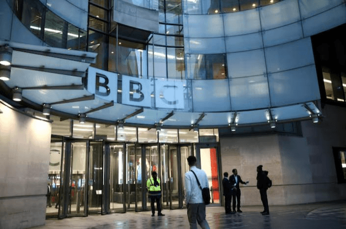 Thấy gì từ tranh cãi pháp lý "1 tỷ USD" giữa ông Donald Trump và BBC?