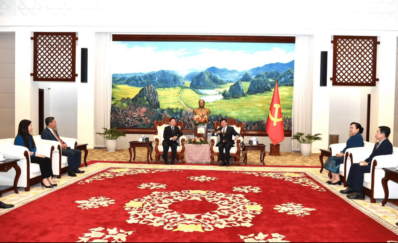 Phó thủ tướng Hồ Đức Phớc hội kiến Tổng Bí thư, Chủ tịch nước Lào Thongloun Sisoulith