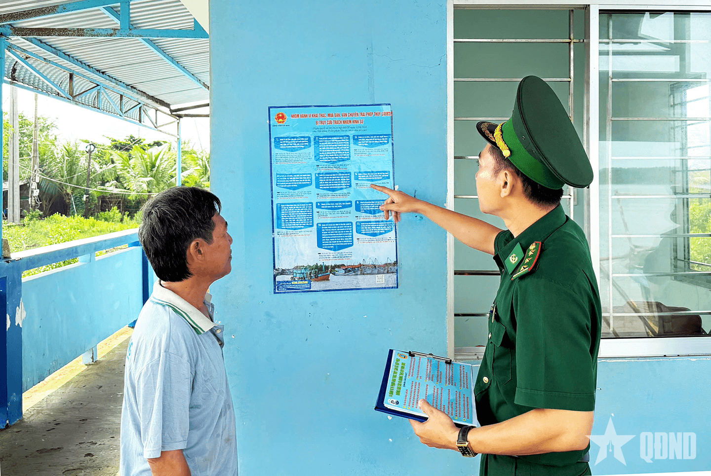 Đồn Biên phòng Tam Giang Tây tích cực tuyên truyền chống IUU
