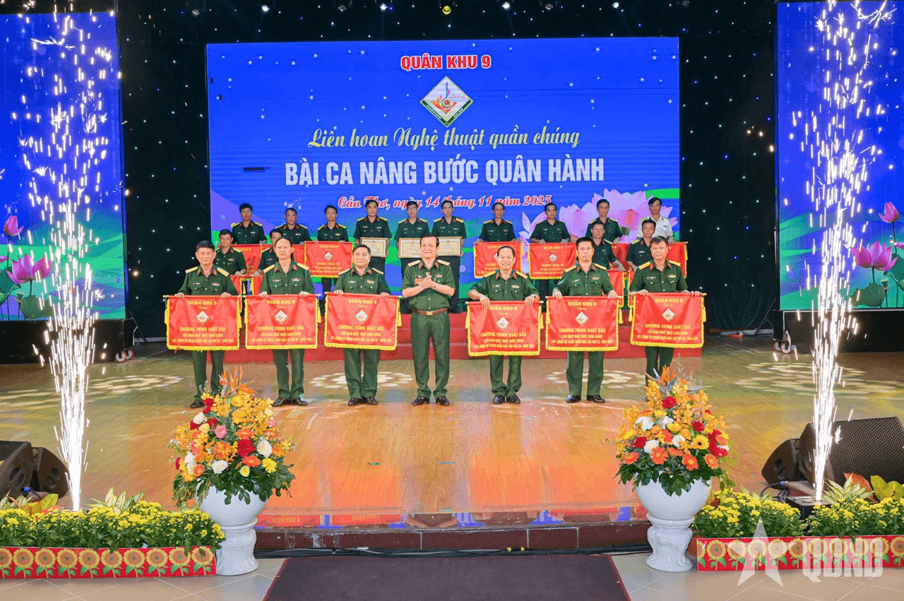 Quân khu 9: Hơn 100 tiết mục đặc sắc tại Liên hoan nghệ thuật quần chúng LLVT lần thứ XX