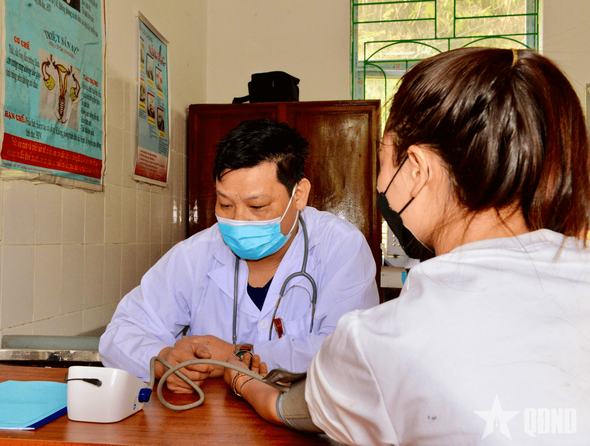 Tạo cơ chế để viên chức tăng thu nhập