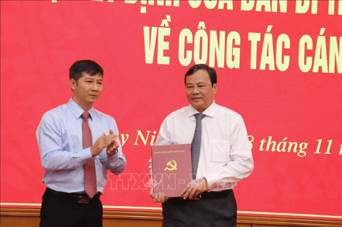 Điều động, chỉ định đồng chí Lê Văn Hẳn giữ chức Phó bí thư Tỉnh ủy, giới thiệu bầu chức danh Chủ tịch UBND tỉnh Tây Ninh