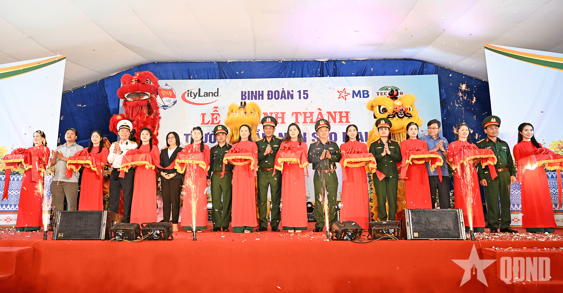 Thượng tướng Võ Minh Lương dự khánh thành Trường Mầm non Sao Mai (Binh đoàn 15)