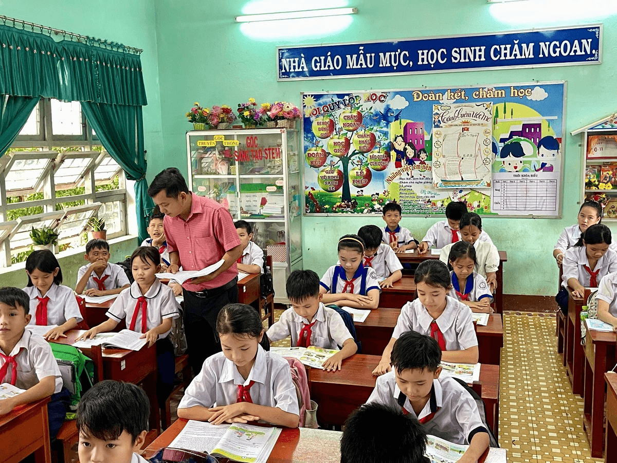 Người thầy gieo trò chơi trí tuệ