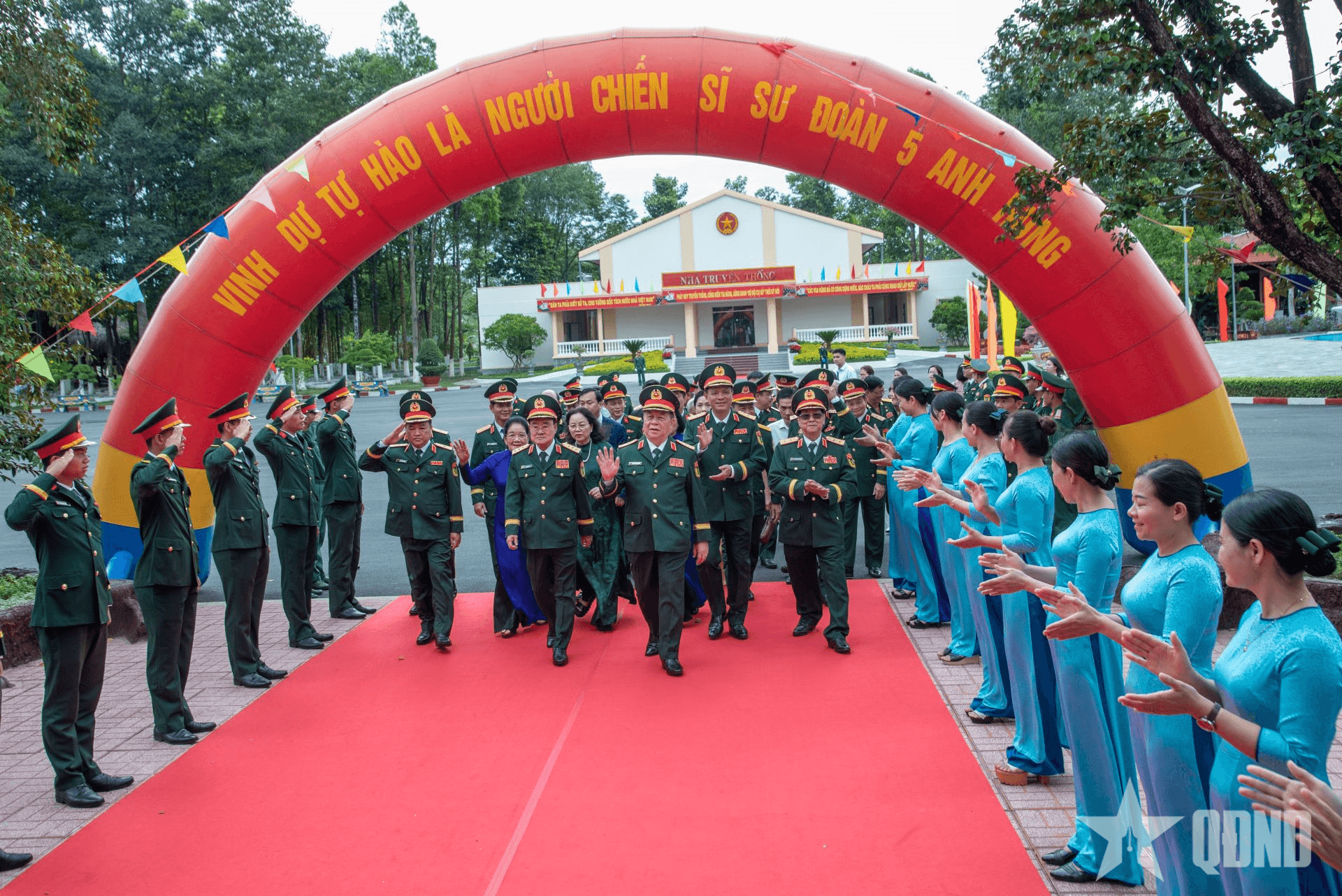 Đại tướng Nguyễn Trọng Nghĩa dự lễ kỷ niệm 60 năm Ngày truyền thống Sư đoàn 5