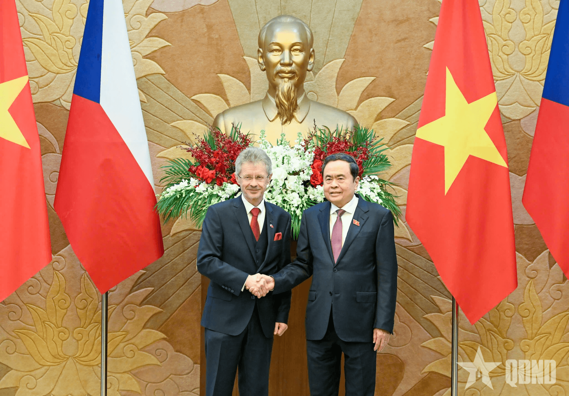 Chủ tịch Quốc hội Trần Thanh Mẫn chủ trì Lễ đón, hội đàm với Chủ tịch Thượng viện Séc