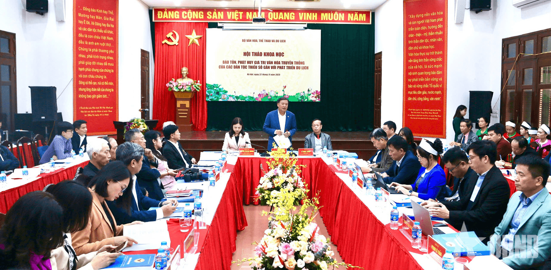 Bảo tồn, phát huy giá trị văn hóa truyền thống của các dân tộc thiểu số gắn với phát triển du lịch