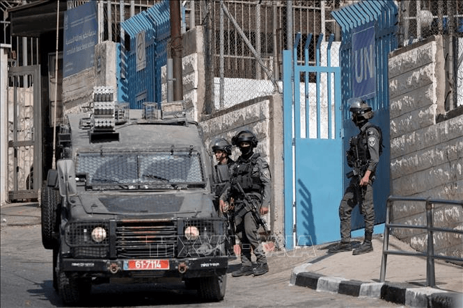 Israel đột kích khắp Bờ Tây