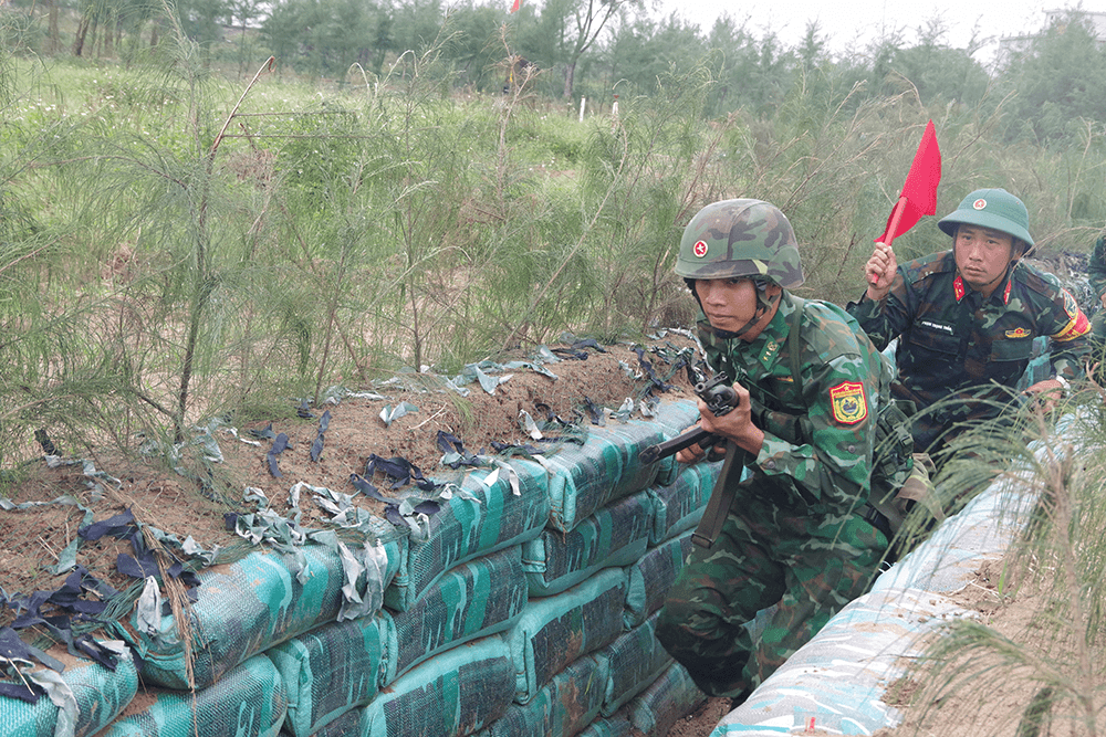 Hoàn thiện phương án tác chiến, ứng phó hiệu quả các tình huống