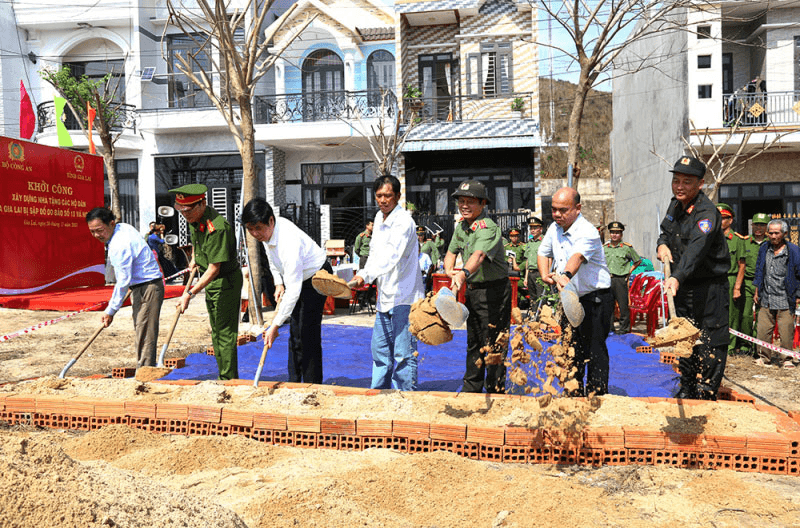 Gia Lai: Khởi công xây dựng nhà tặng các hộ dân bị thiệt hại do bão số 13