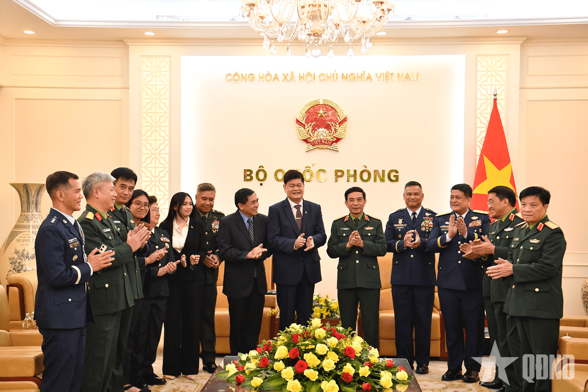 Đại tướng Phan Văn Giang tiếp Thứ trưởng Bộ Quốc phòng Philippines