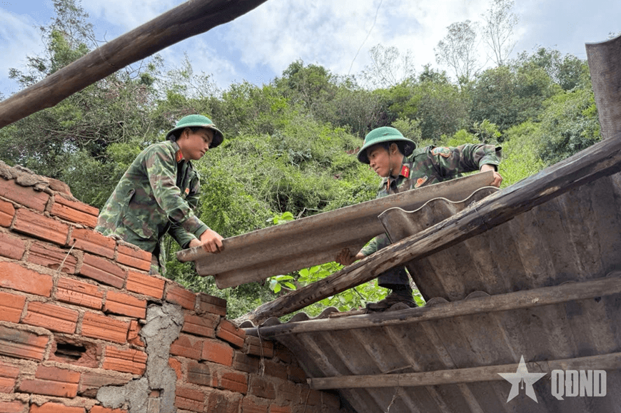 6 tỉnh, thành phố Trung Bộ và Tây Nguyên bảo đảm an toàn đê điều ứng phó bão số 15