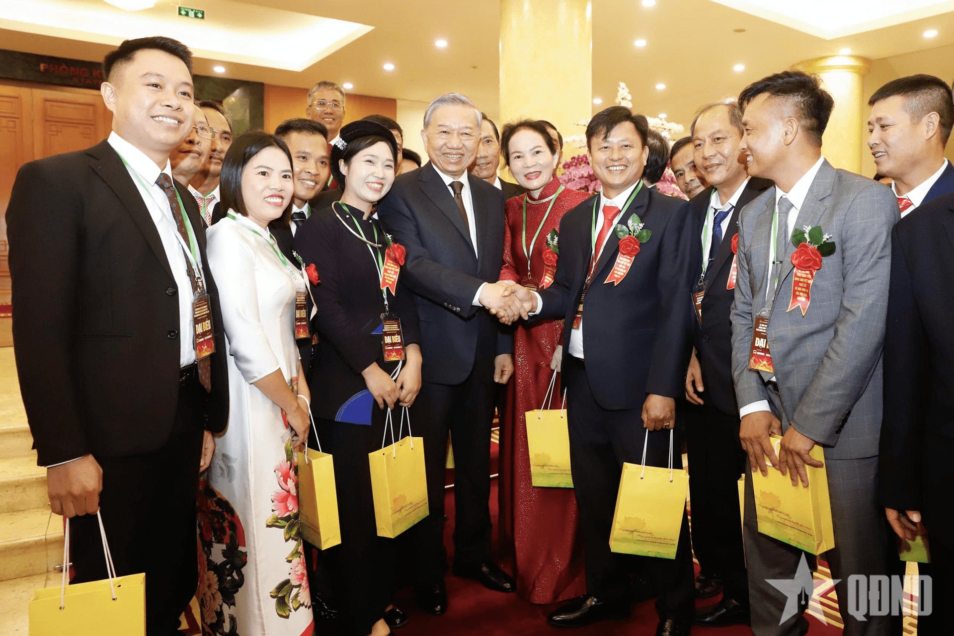 Tổng Bí thư Tô Lâm gặp mặt nông dân Việt Nam xuất sắc, Nhà khoa học của nhà nông năm 2025