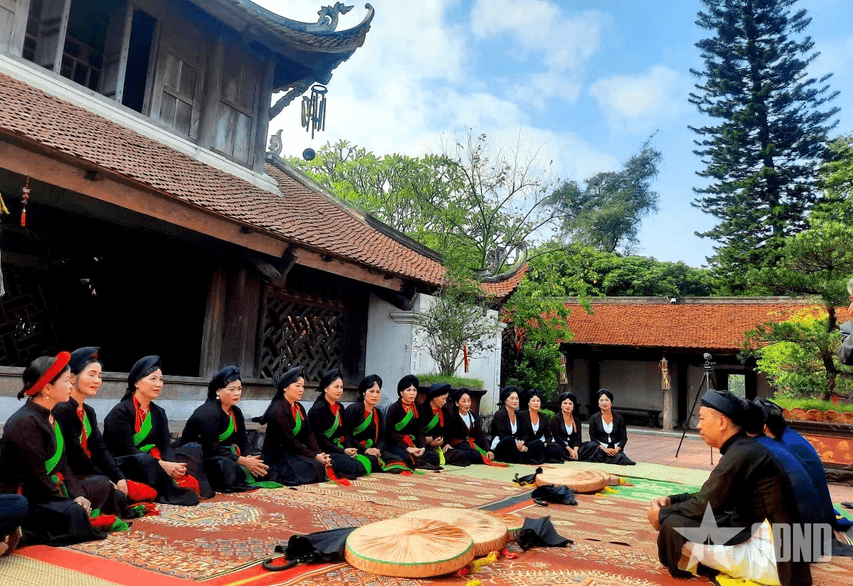 Du ca trên miền quan họ