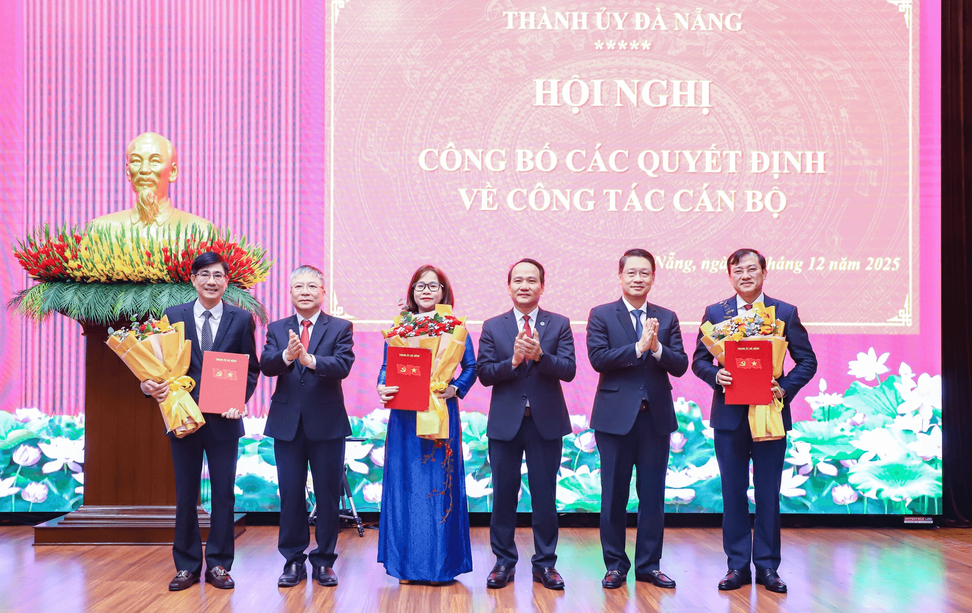 Đà Nẵng công bố các quyết định về công tác cán bộ