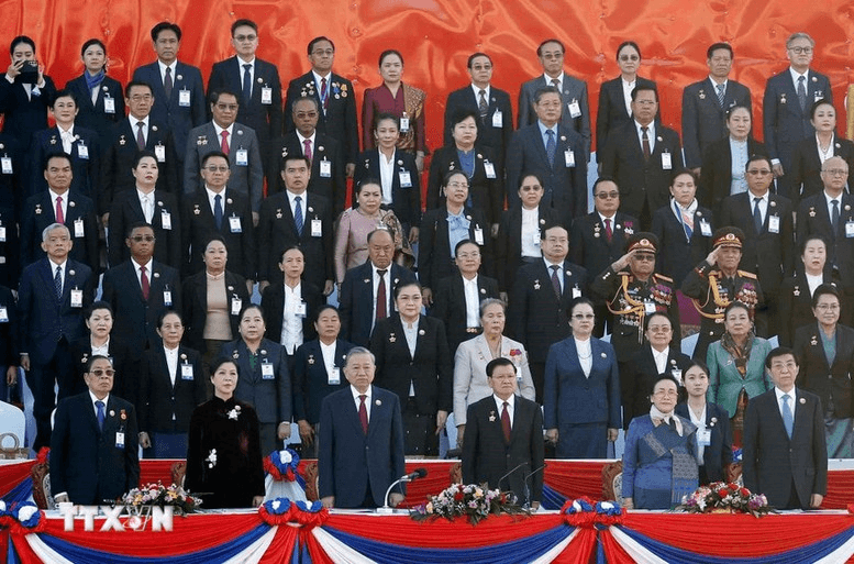 Kỷ niệm trọng thể 50 năm Quốc khánh nước Cộng hòa Dân chủ Nhân dân Lào