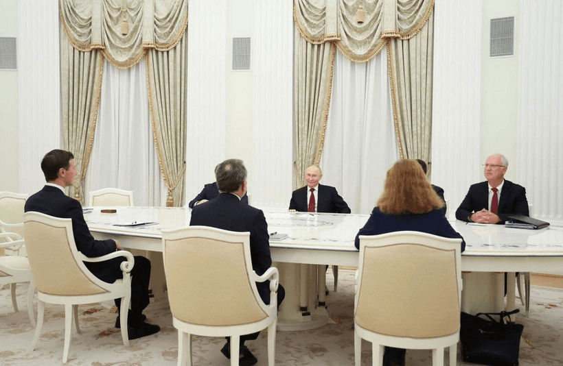 Tổng thống Putin tiếp đặc phái viên Mỹ và con rể của Tổng thống Trump