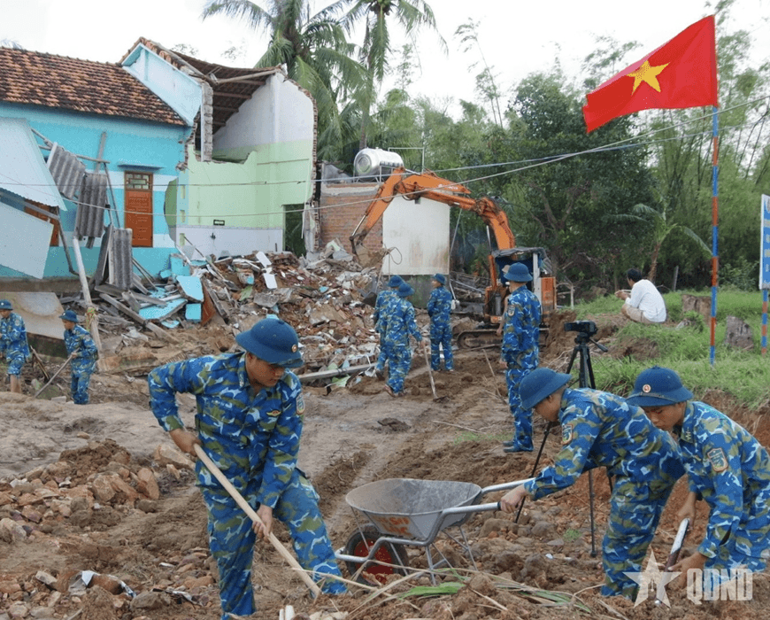 Sư đoàn 377 khởi công xây dựng nhà giúp nhân dân vùng lũ Đắk Lắk