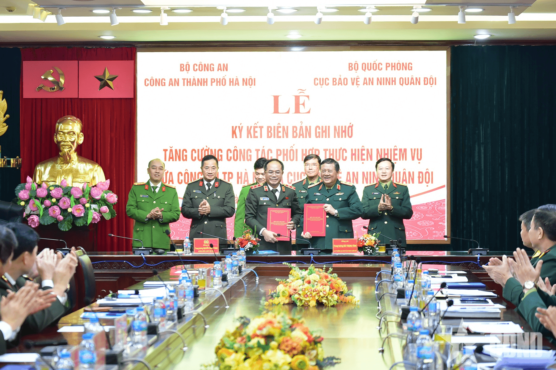 Cục Bảo vệ An ninh Quân đội và Công an TP Hà Nội tăng cường phối hợp bảo vệ Thủ đô