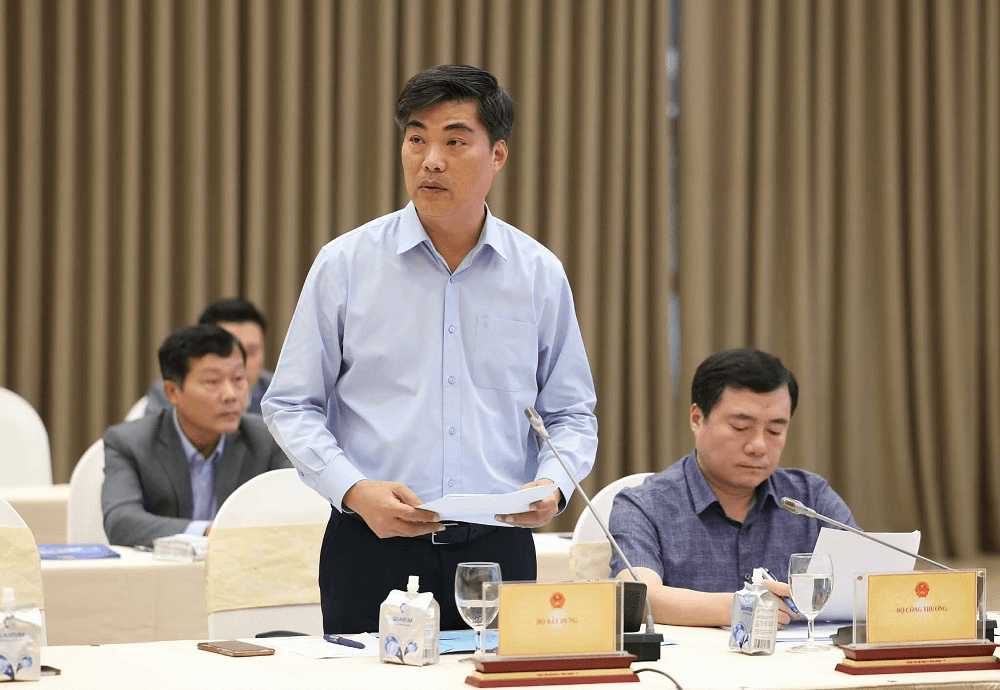 Họp báo Chính phủ thường kỳ tháng 11: Vận dụng và lựa chọn áp dụng mẫu nhà phòng, tránh bão lụt phù hợp với tình hình thực tế
