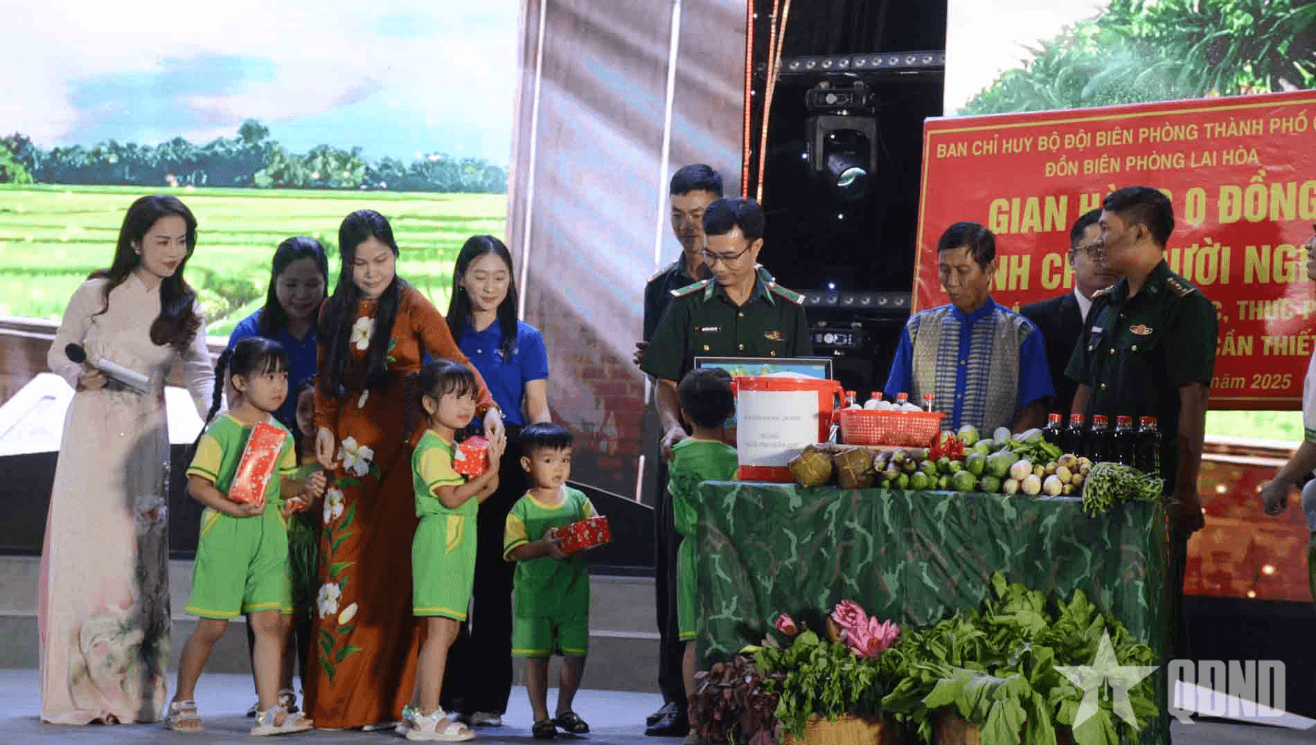Ban Tuyên giáo và Dân vận Trung ương: “Giao lưu các điển hình tiêu biểu làm theo lời Bác khu vực phía Nam”