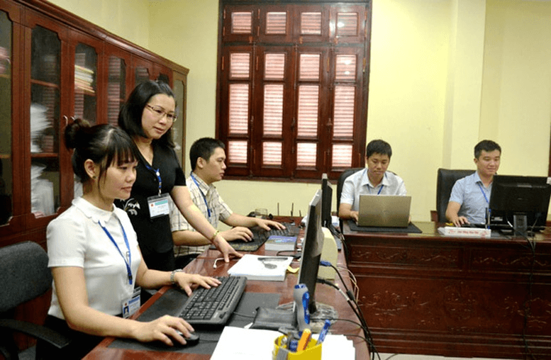 Quy chế làm việc mẫu của Ủy ban nhân dân tỉnh, thành phố trực thuộc Trung ương