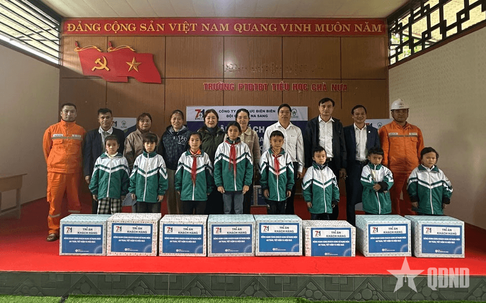 Công ty Điện lực Điện Biên: Phát triển kinh doanh gắn với tri ân khách hàng