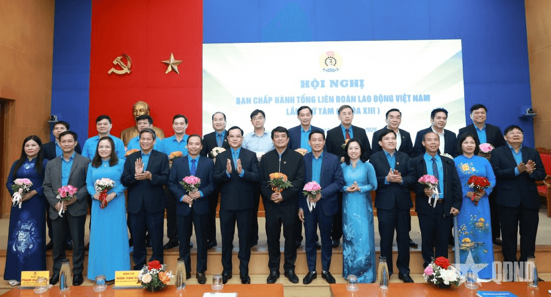 Bầu bổ sung 20 đồng chí vào Ban Chấp hành Tổng Liên đoàn Lao động Việt Nam khóa XIII