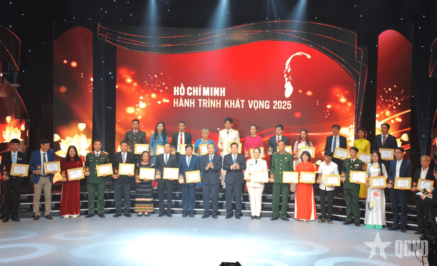 Giao lưu điển hình tiêu biểu học tập và làm theo Bác khu vực miền Trung - Tây Nguyên