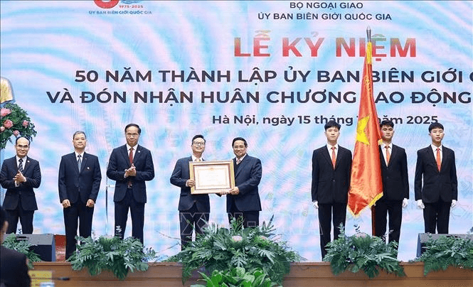 Thủ tướng Phạm Minh Chính: Thực hiện "3 kiên" cho biên giới hòa bình, hợp tác, phát triển