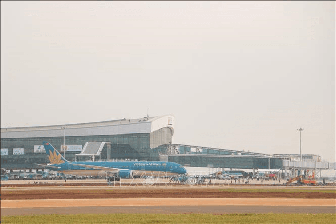 Máy bay thân rộng Boeing 787 “xông đất” sân bay Long Thành