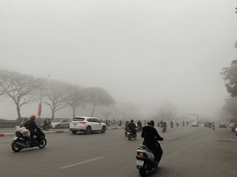 Thời tiết hôm nay (18-12): Hà Nội có sương mù, Bắc Bộ mưa rải rác, trời rét