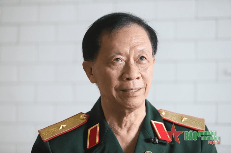 Thiếu tướng Hồ Sỹ Hậu và "Dòng sông mang lửa"!
