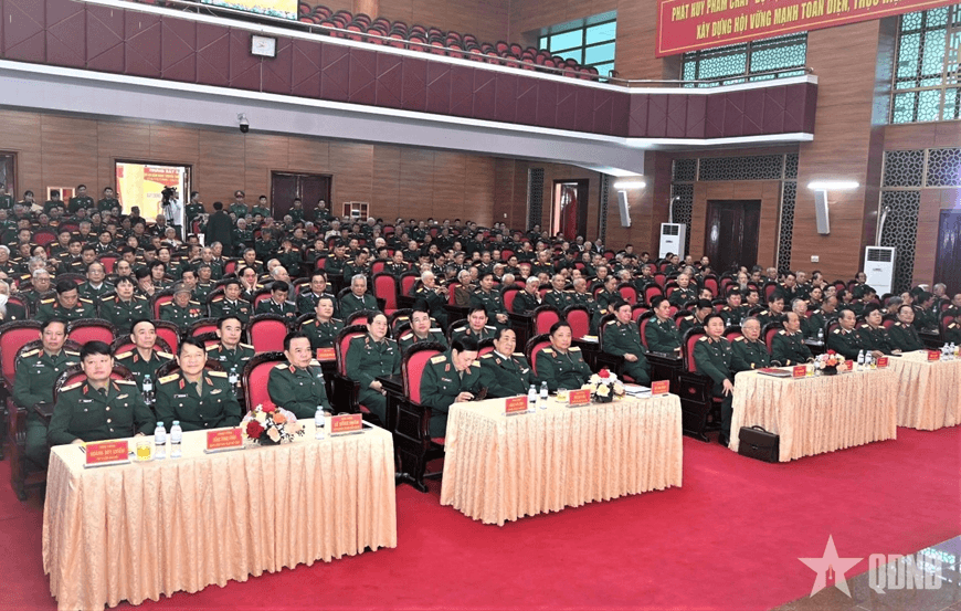 Quân khu 4: Gặp mặt cán bộ Quân đội cao cấp nghỉ hưu, nghỉ công tác