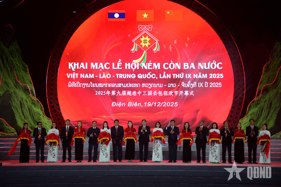 Điện Biên: Khai mạc Lễ hội Ném còn ba nước Việt Nam, Lào, Trung Quốc năm 2025