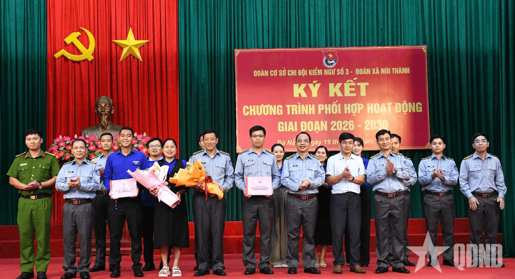 Đà Nẵng: Đoàn cơ sở Chi đội Kiểm ngư số 3 phối hợp hoạt động với Đoàn xã Núi Thành