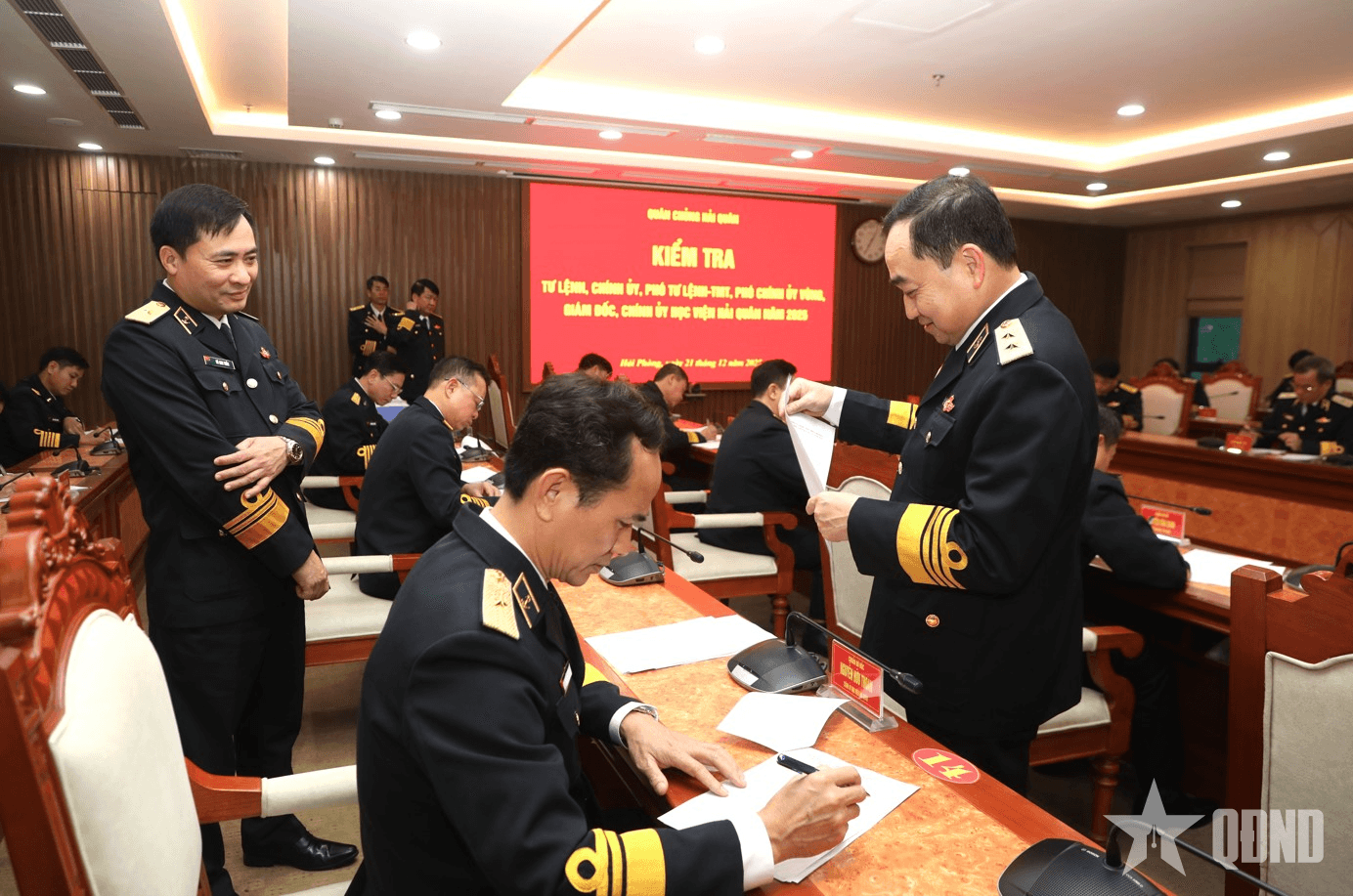 Quân chủng Hải quân kiểm tra cán bộ cấp vùng, học viện