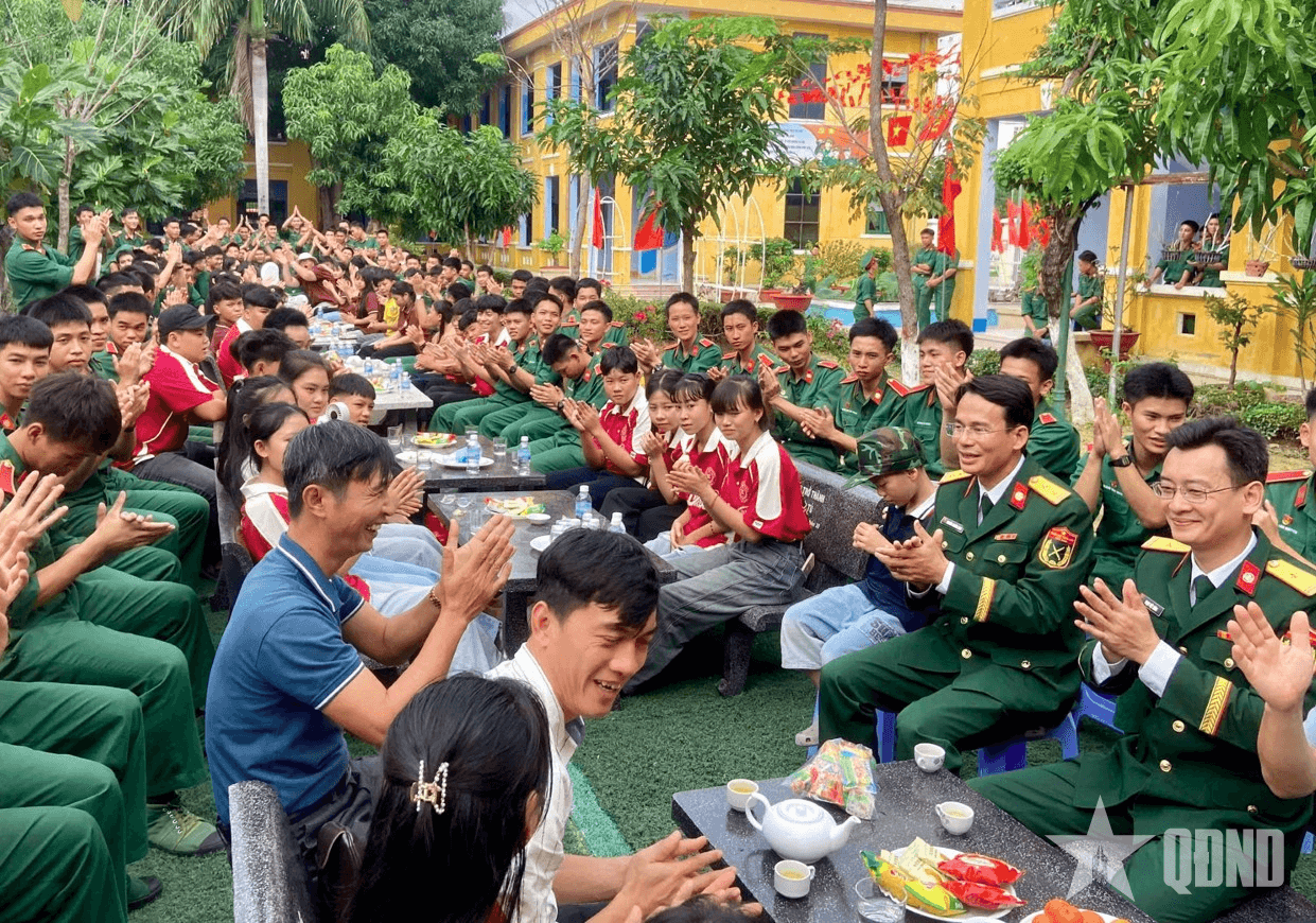 Trường Sĩ quan Thông tin: Sôi nổi các hoạt động chào mừng kỷ niệm 81 năm Ngày thành lập Quân đội nhân dân Việt Nam