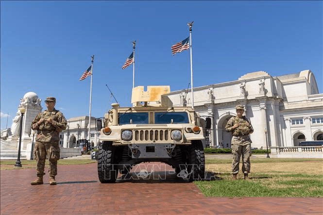 Mỹ triển khai hàng trăm binh sĩ Vệ binh Quốc gia tới New Orleans trước dịp năm mới
