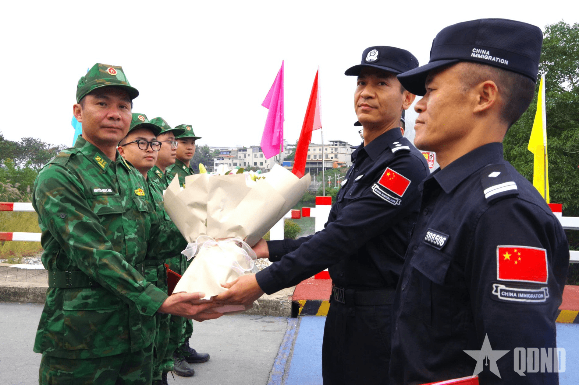 Việt Nam và Trung Quốc phối hợp tuần tra liên hợp chấp pháp trên biên giới