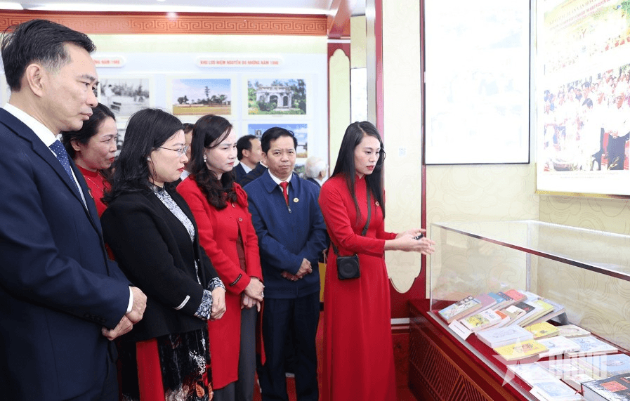 Di sản của Đại thi hào Nguyễn Du sống cùng lịch sử dân tộc và tỏa sáng tới tương lai
