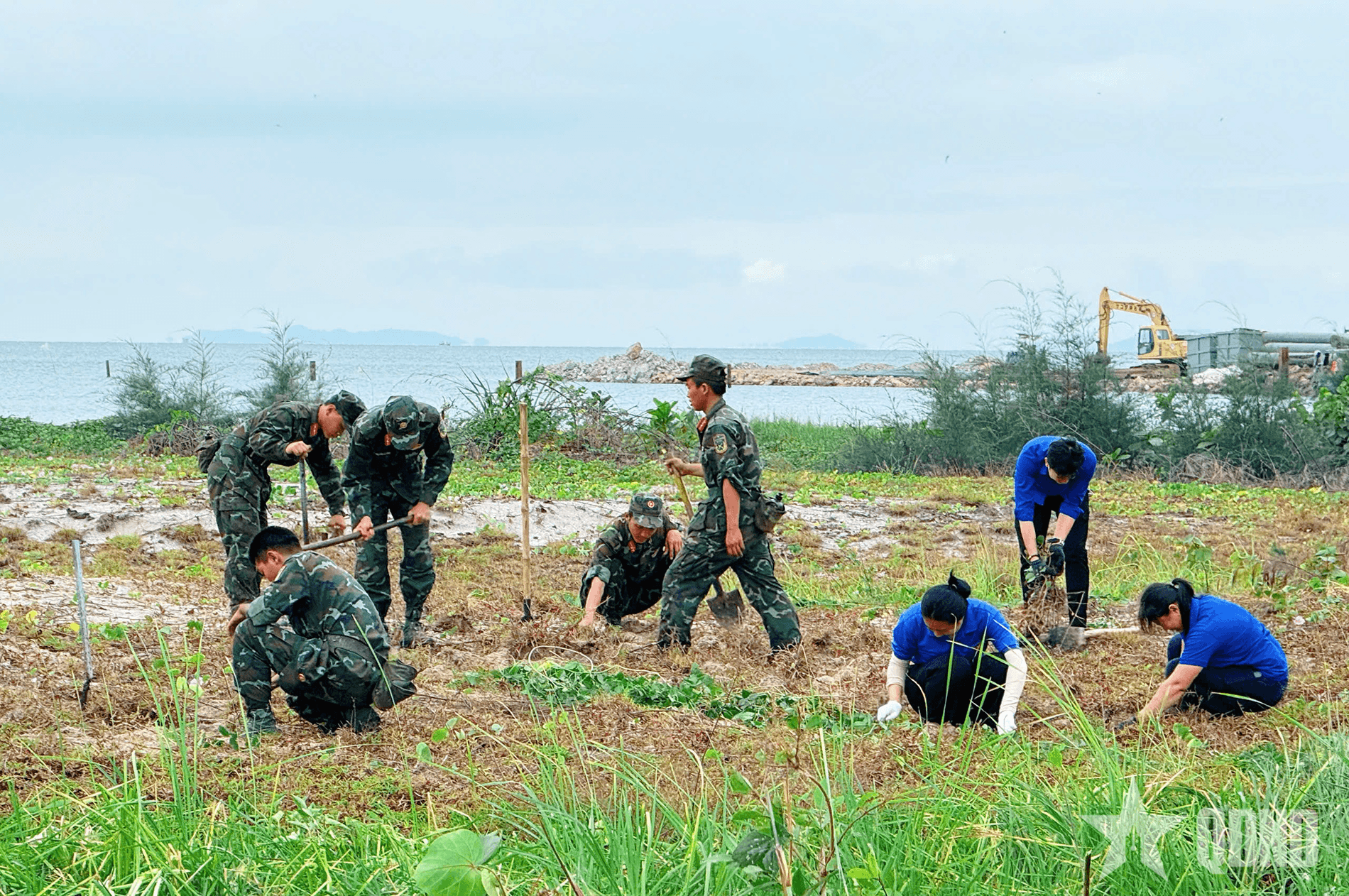 Trung đoàn 20 (Sư đoàn 330): Giúp dân những việc thiết thực mới thực sự gần dân