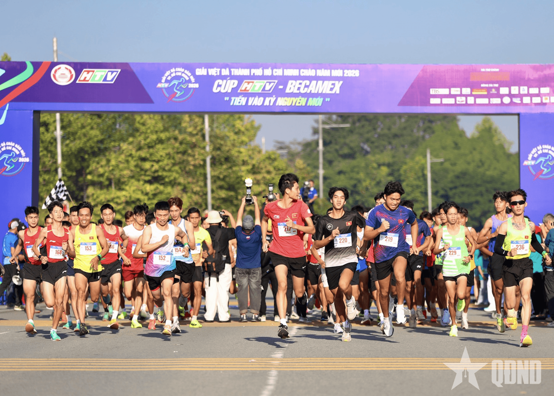 TP Hồ Chí Minh: Sôi nổi giải việt dã chào năm mới 2026