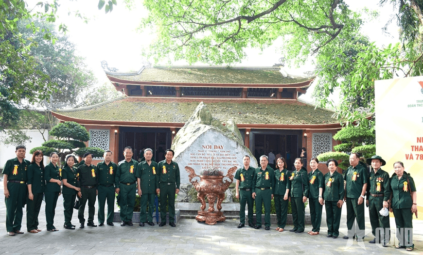Tăng mức trợ cấp hằng tháng đối với thanh niên xung phong