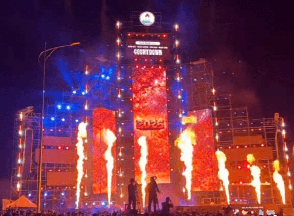 Đồng Nai: Người dân háo hức chào đón năm mới